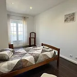 Rivabeach House